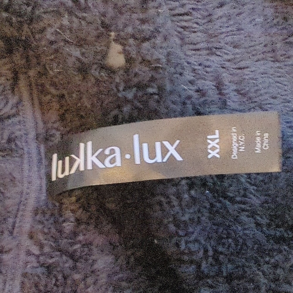 Lukka-lux black plush fleece pullover jacket - Picture 5 of 7